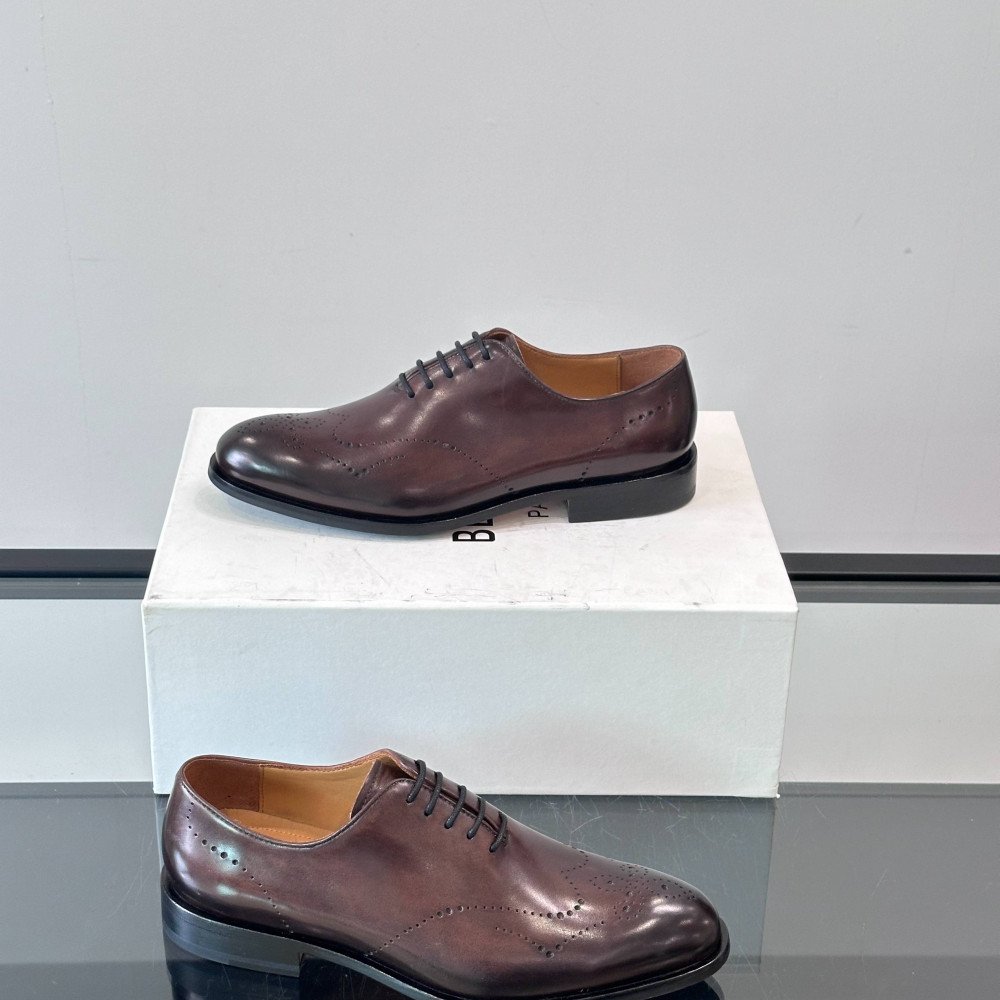 leather shoes