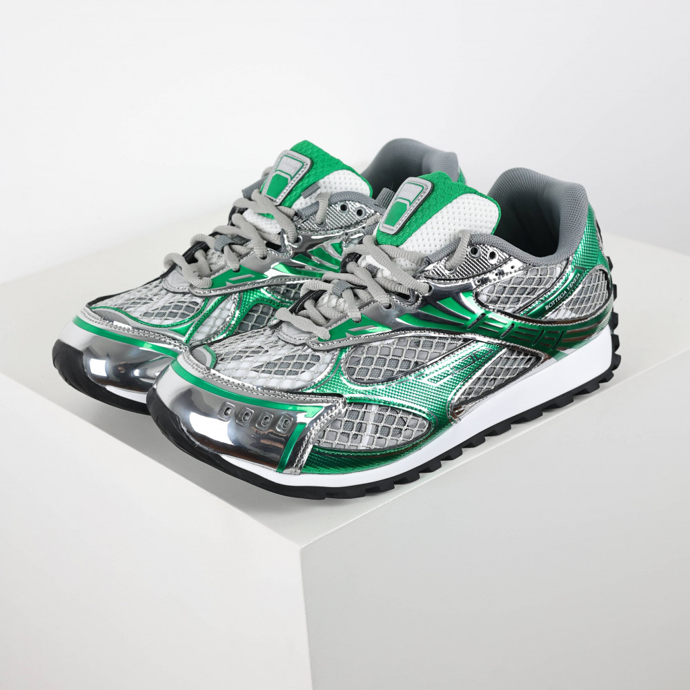 Orbit Sneaker
