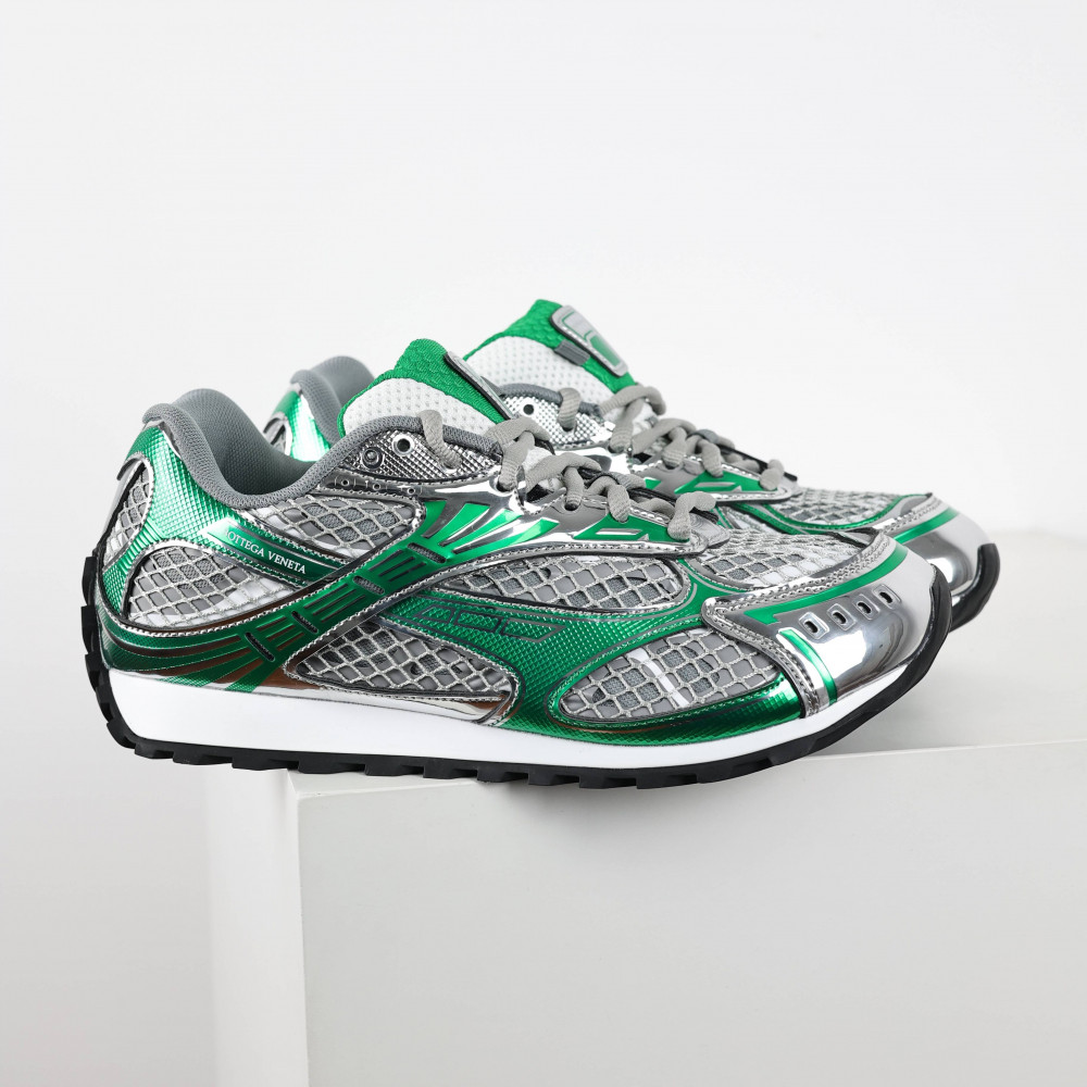 Orbit Sneaker