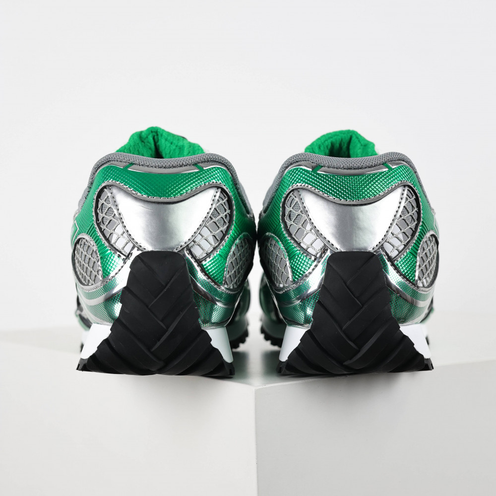 Orbit Sneaker