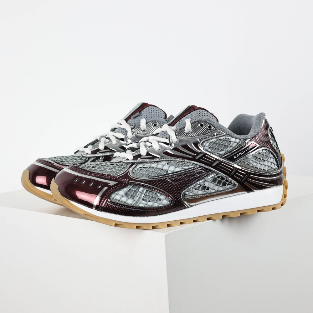 Orbit Sneaker