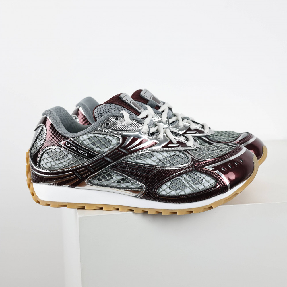 Orbit Sneaker