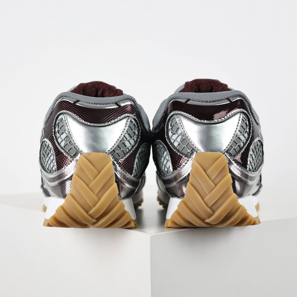 Orbit Sneaker