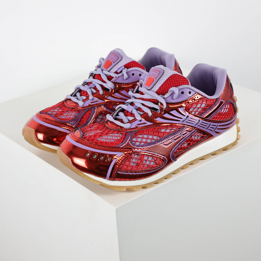 Orbit Sneaker