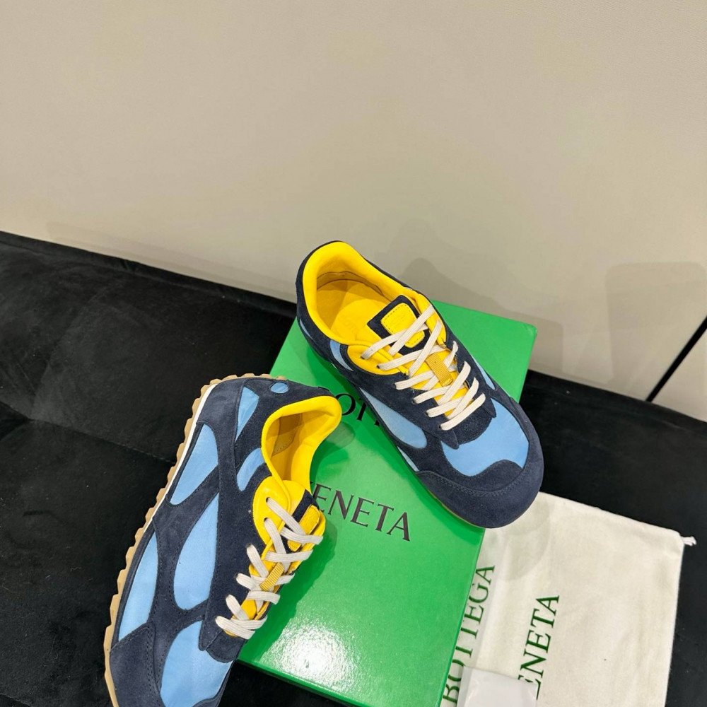 Orbit Sneaker Orbit Sneaker