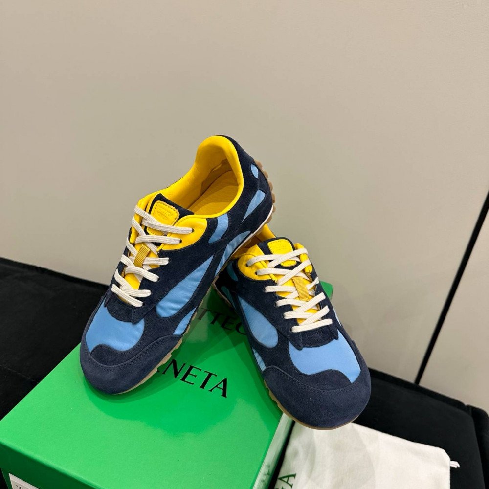 Orbit Sneaker Orbit Sneaker