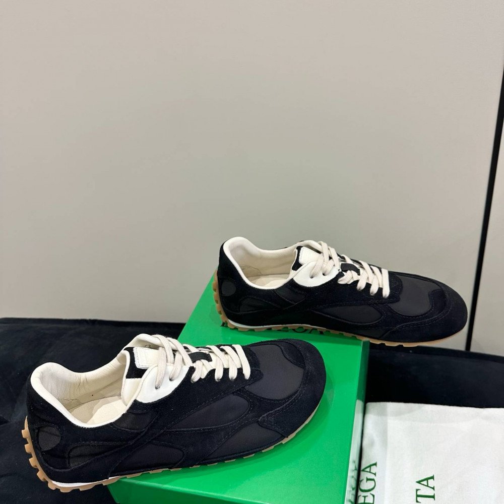 Orbit Sneaker Orbit Sneaker