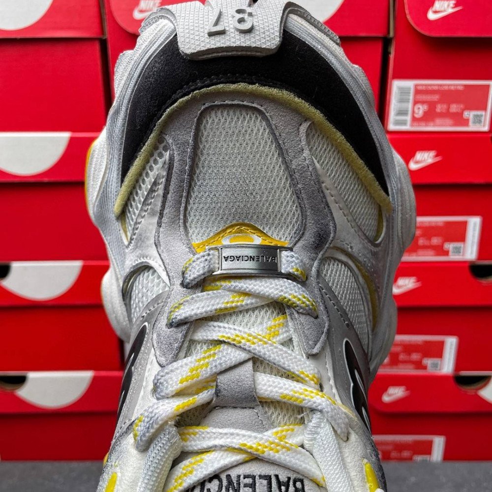 CARGO Sneaker 11