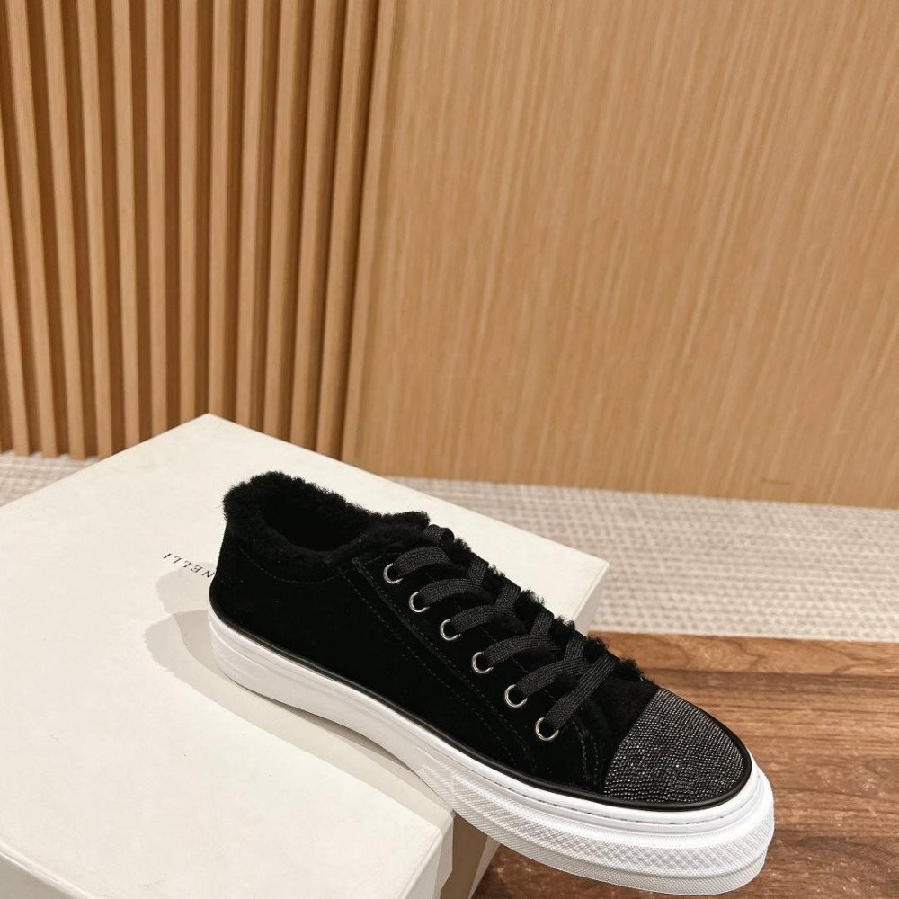 Sneakers Sneakers