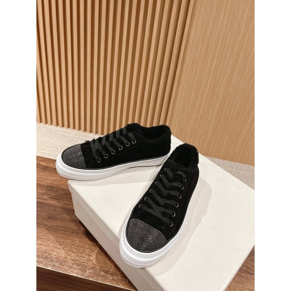 Sneakers Sneakers