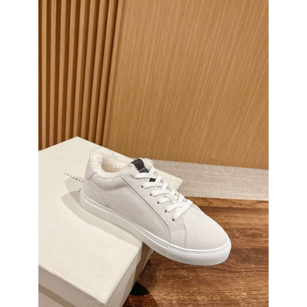 Sneakers Sneakers