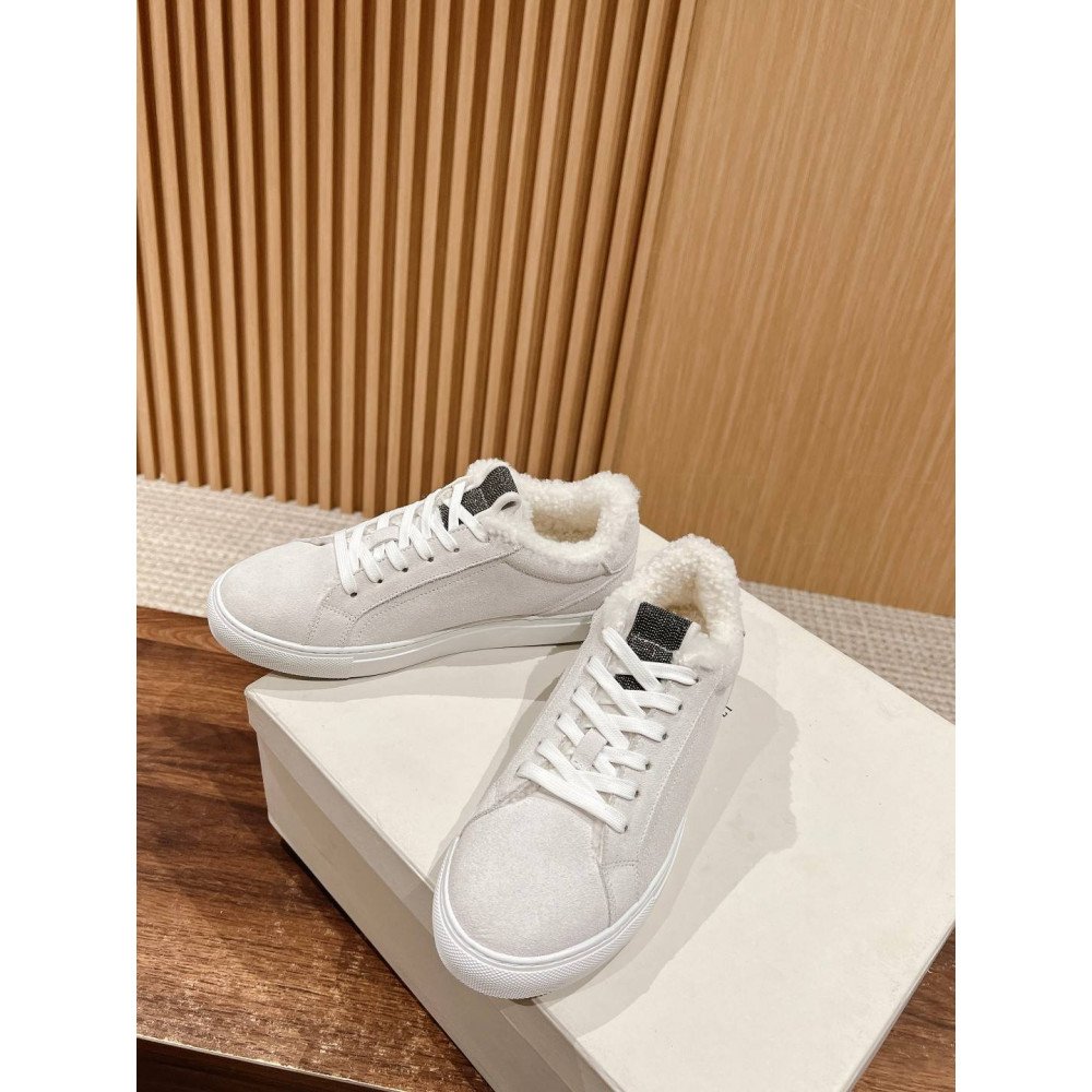 Sneakers Sneakers