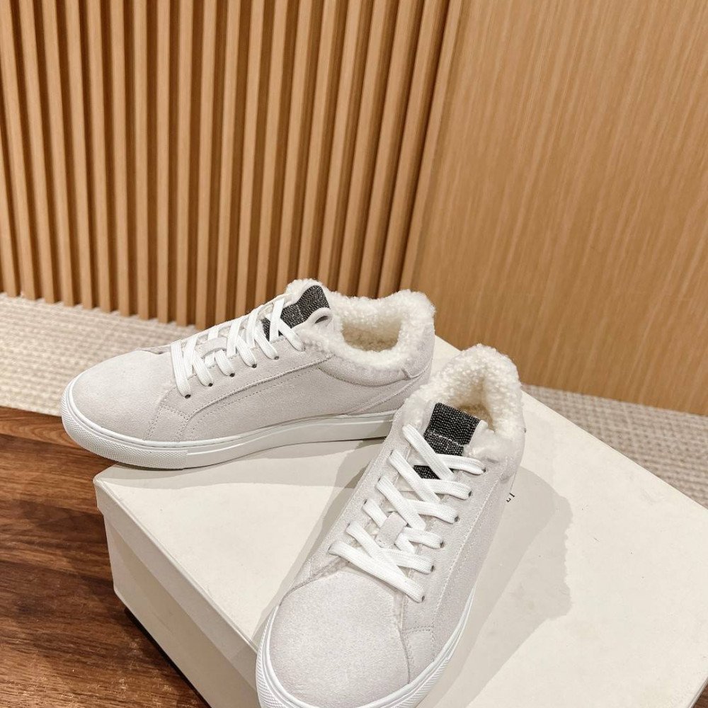 Sneakers Sneakers