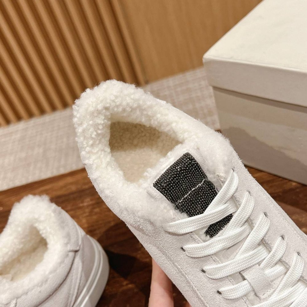 Sneakers Sneakers