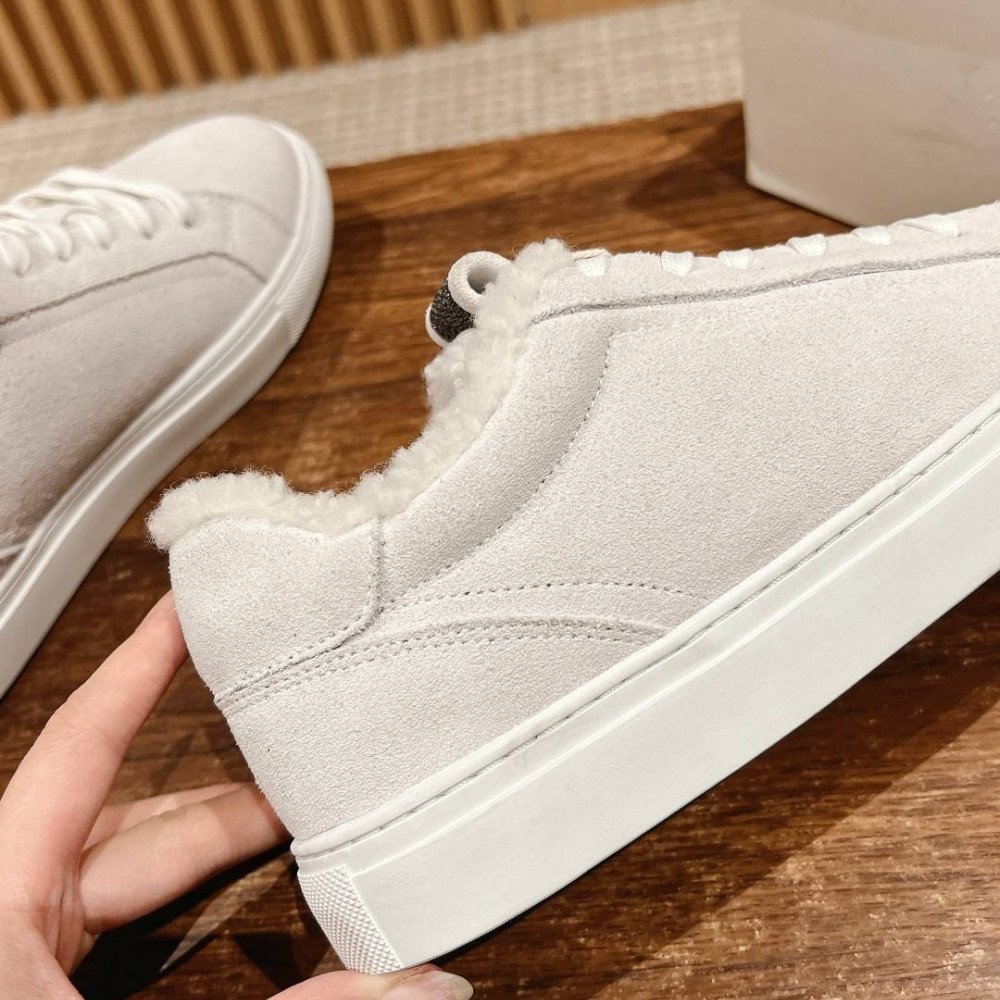 Sneakers Sneakers