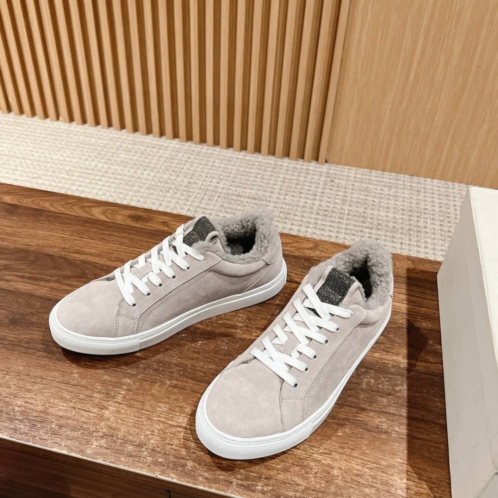 Sneakers Sneakers