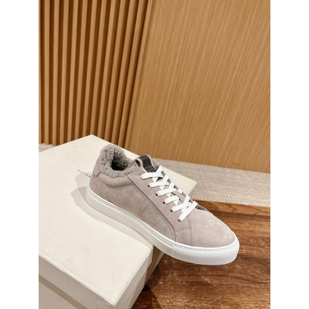 Sneakers Sneakers
