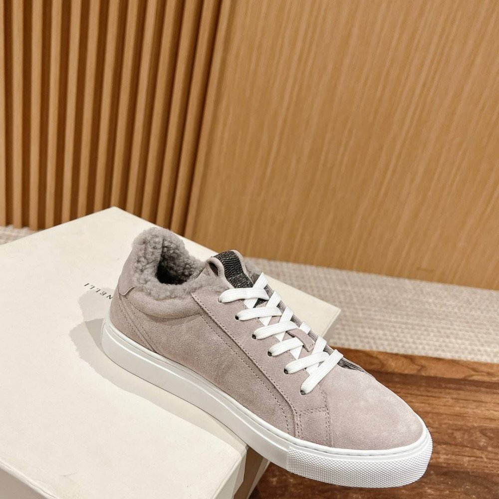 Sneakers Sneakers