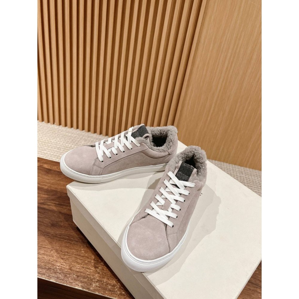 Sneakers Sneakers