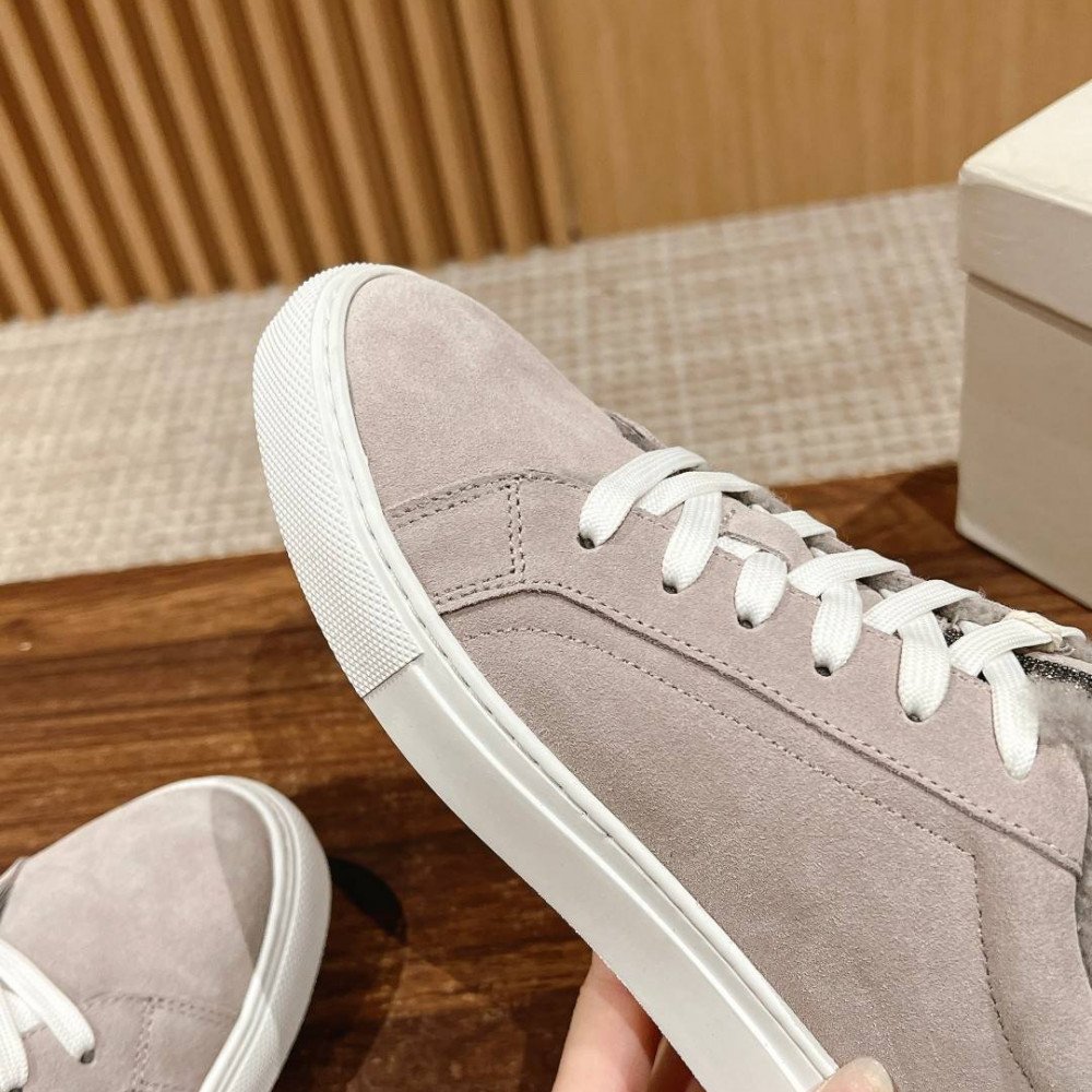 Sneakers Sneakers