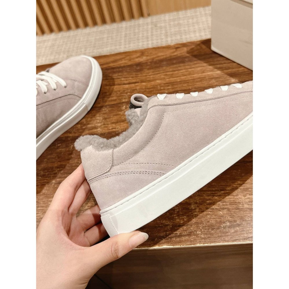 Sneakers Sneakers