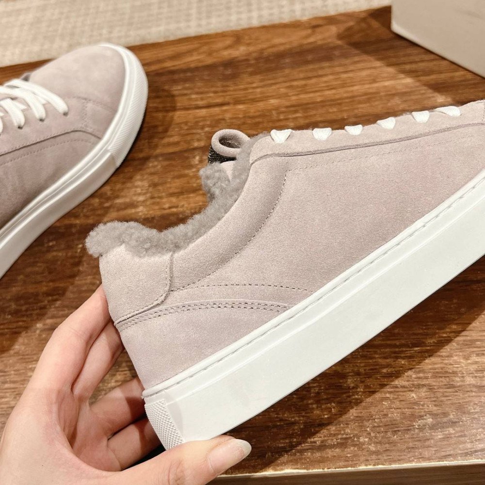 Sneakers Sneakers