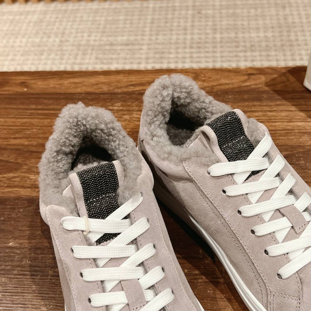Sneakers Sneakers