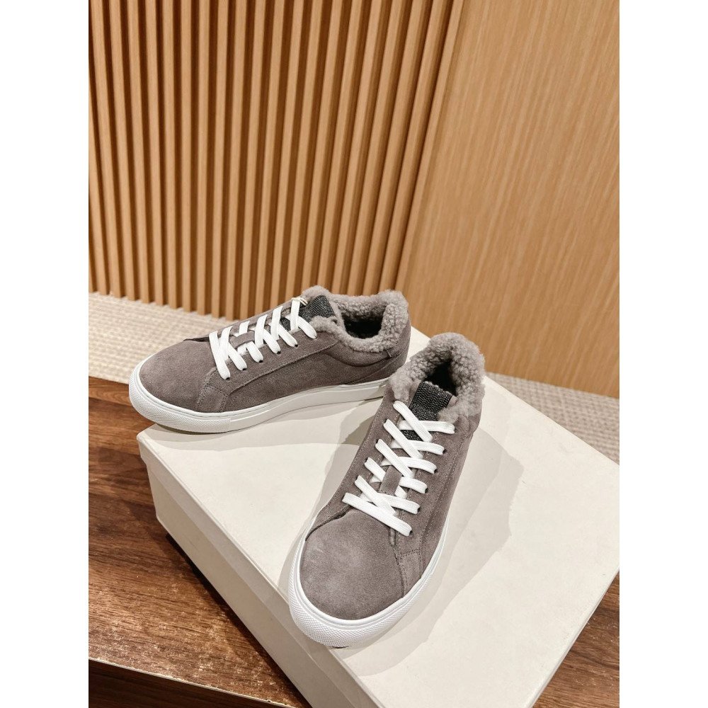 Sneakers Sneakers