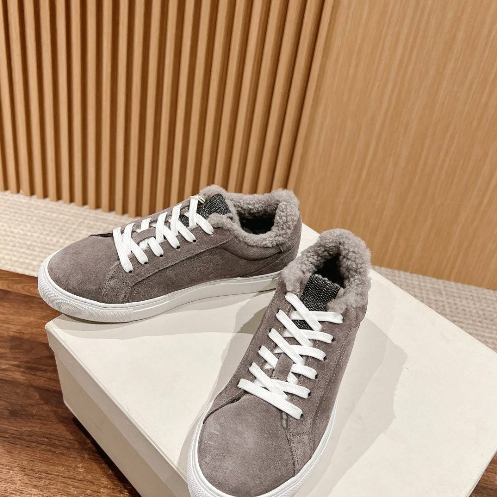 Sneakers Sneakers