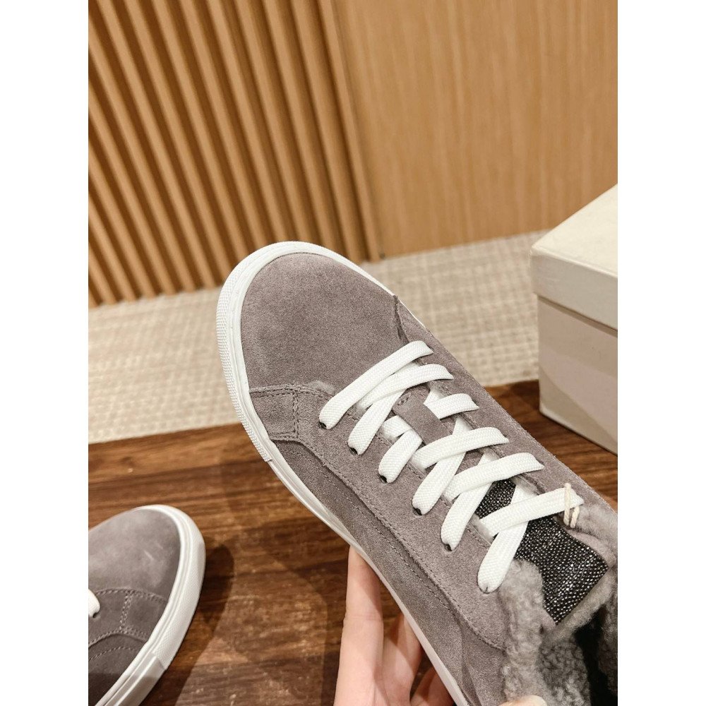 Sneakers Sneakers