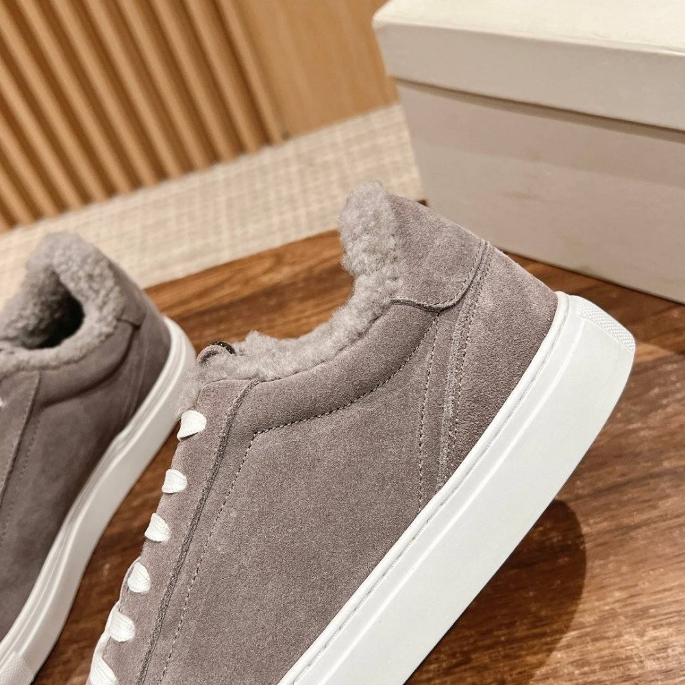 Sneakers Sneakers