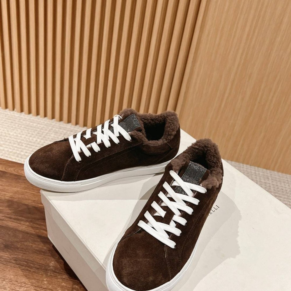 Sneakers Sneakers