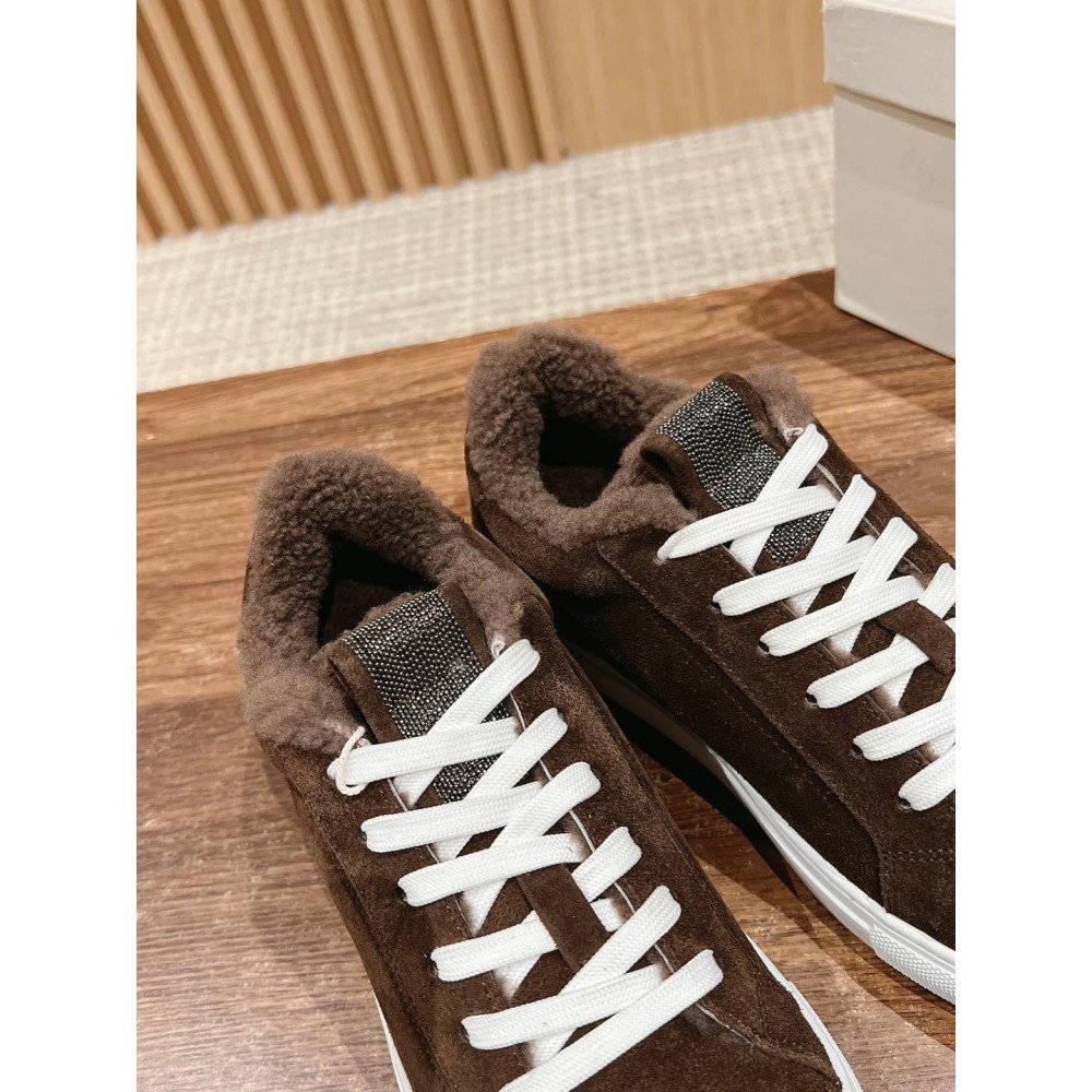 Sneakers Sneakers