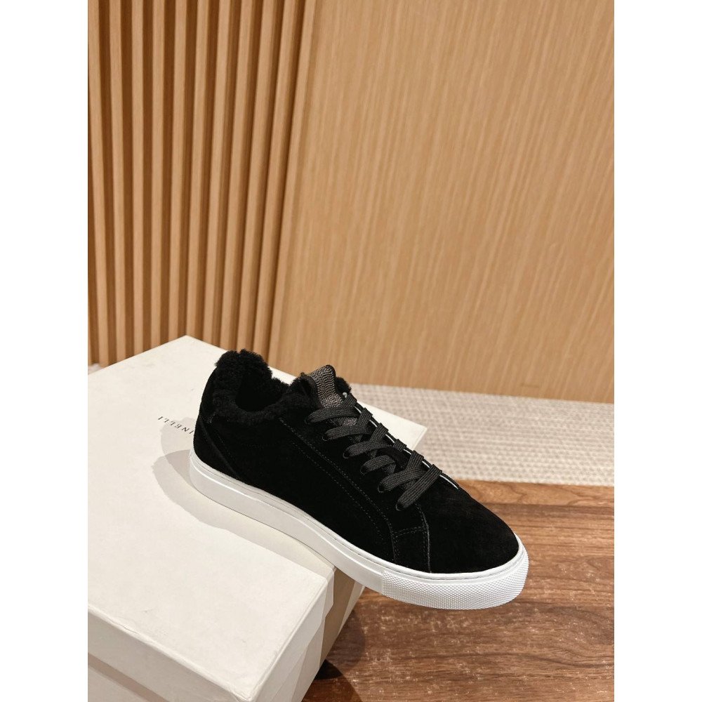Sneakers Sneakers