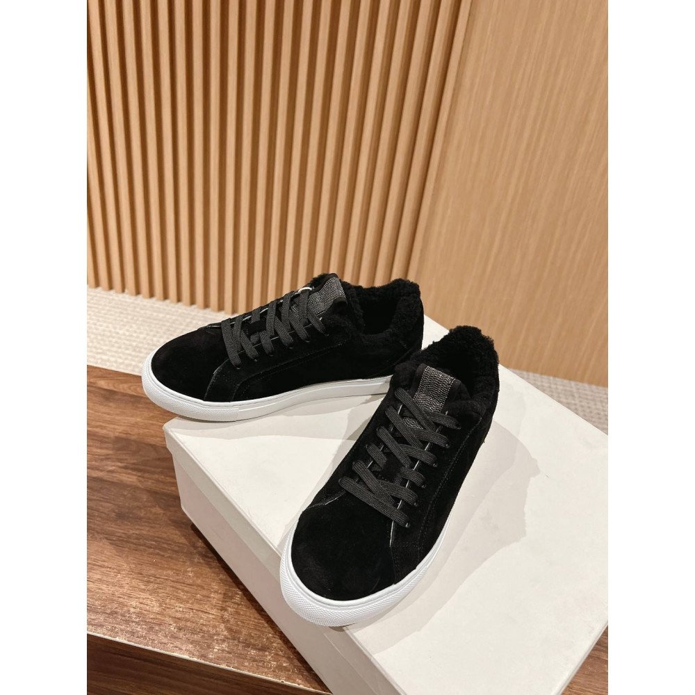 Sneakers Sneakers