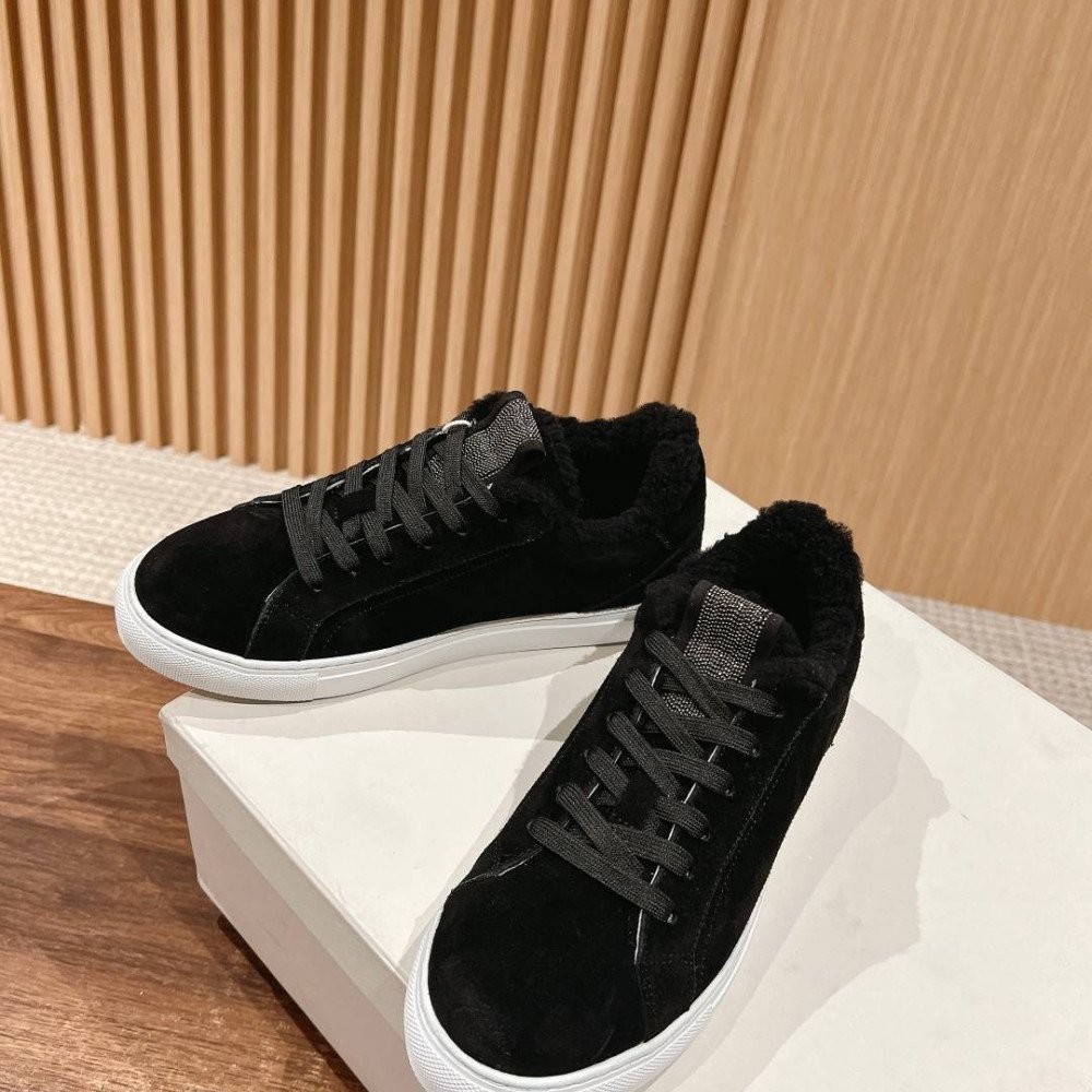 Sneakers Sneakers