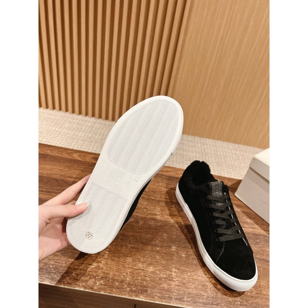 Sneakers Sneakers