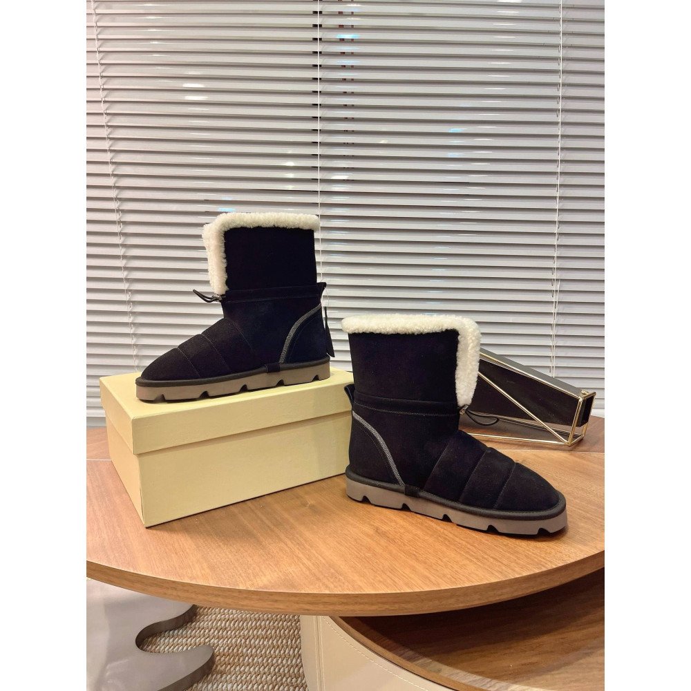 Snow boots Snow boots