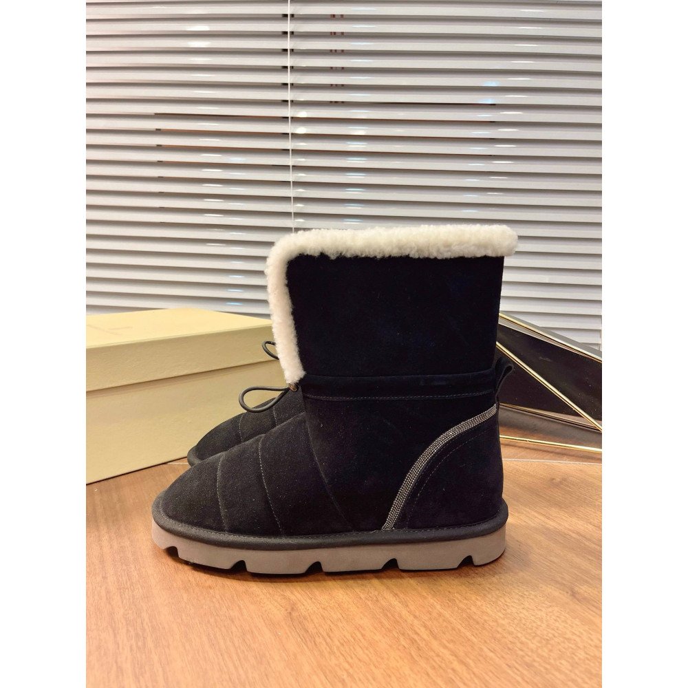 Snow boots Snow boots