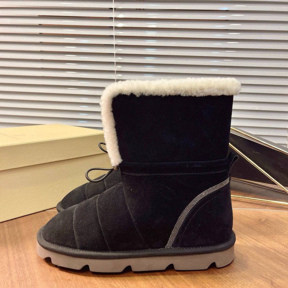 Snow boots Snow boots