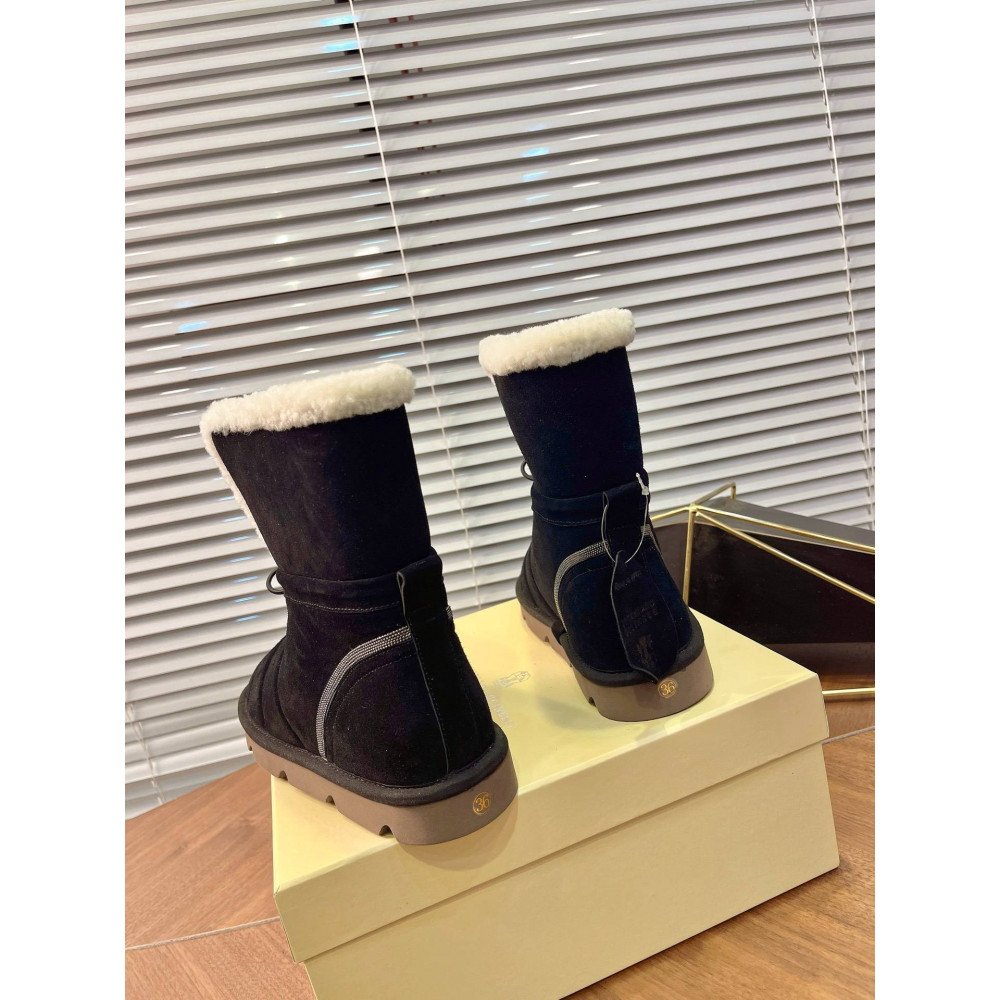 Snow boots Snow boots