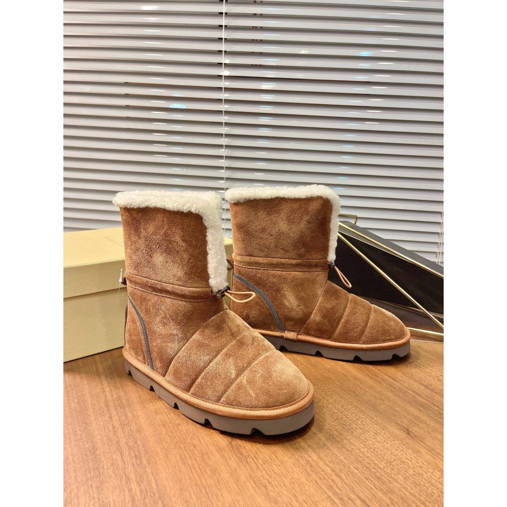 Snow boots Snow boots