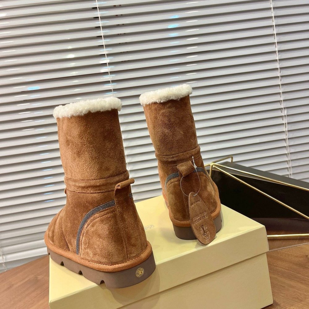 Snow boots Snow boots