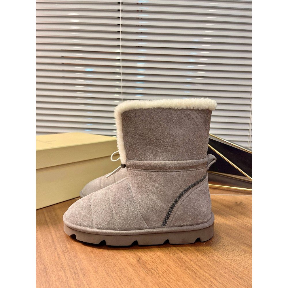 Snow boots Snow boots