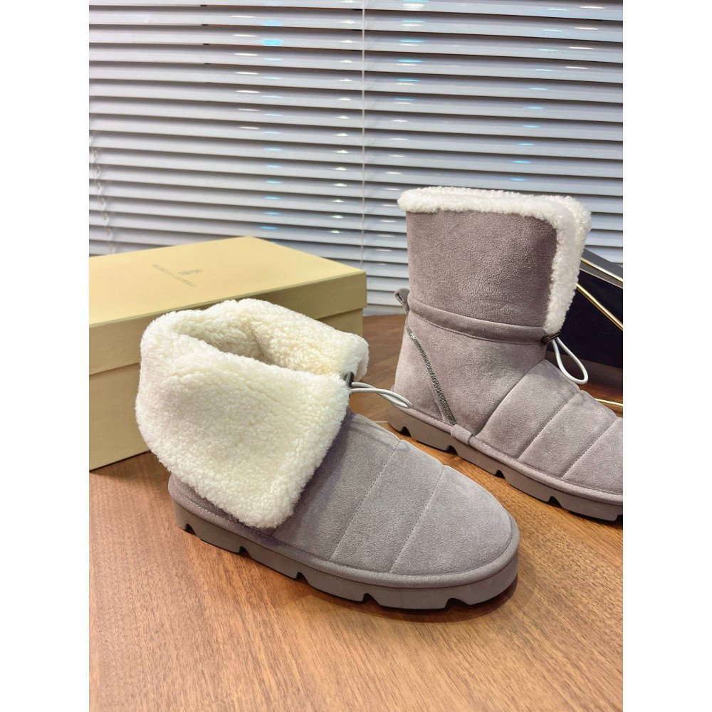 Snow boots Snow boots
