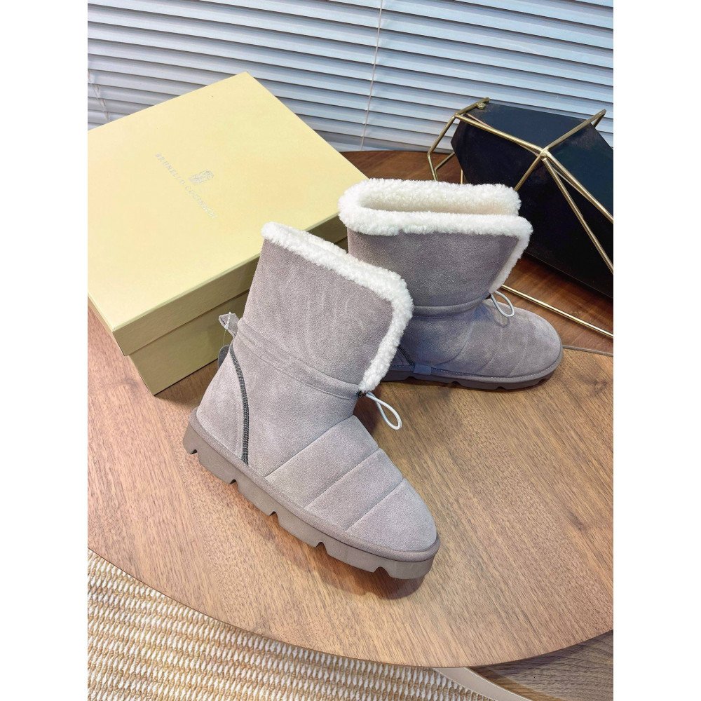 Snow boots Snow boots