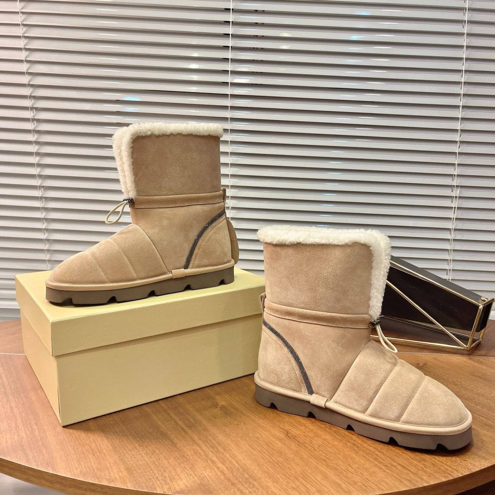 Snow boots Snow boots