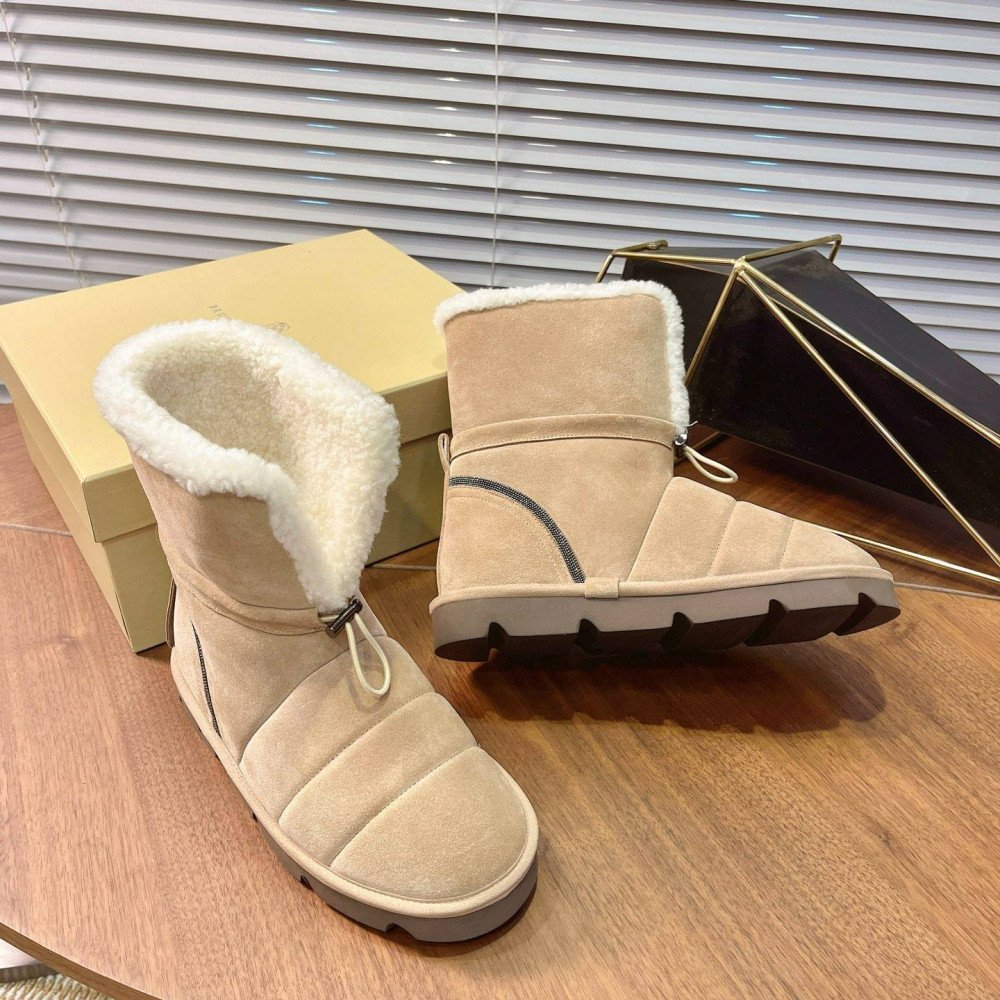 Snow boots Snow boots