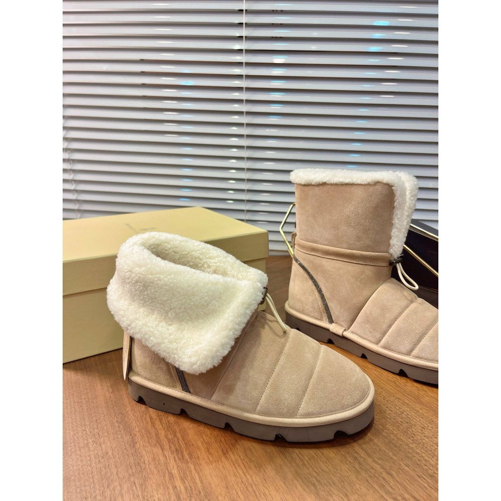 Snow boots Snow boots