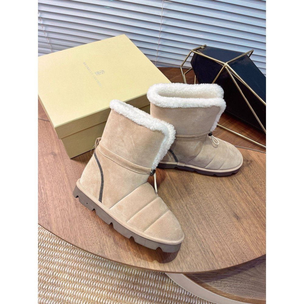Snow boots Snow boots